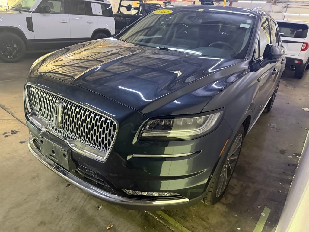 Used 2022 Lincoln Nautilus Reserve w/ Equipment Group 202A image 3