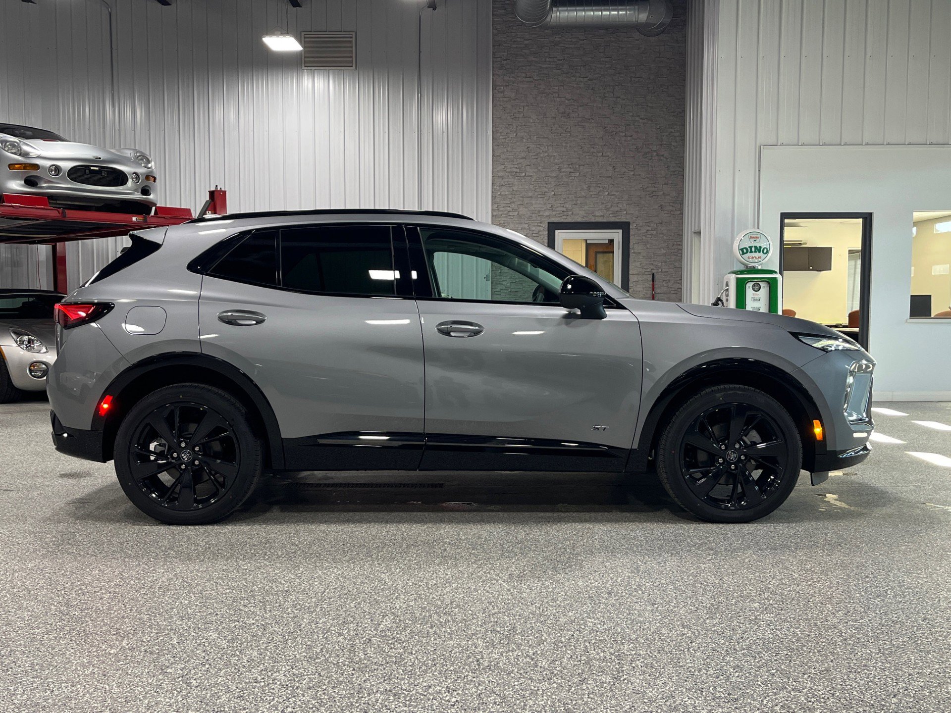 New 2026 Buick Envision Sport Touring image 6