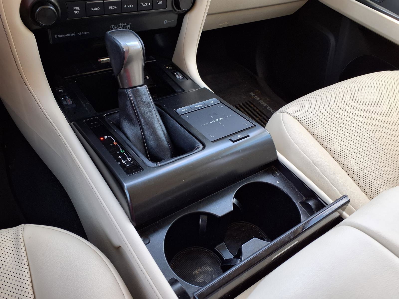 Used 2023 Lexus GX 460 Premium w/ Accessory Package image 15