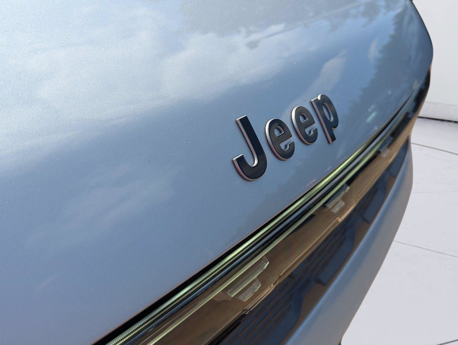 New 2026 Jeep Grand Wagoneer L Limited w/ Premium Group II AWD/4WD image 25