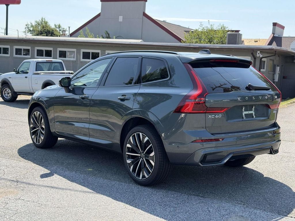 New 2026 Volvo XC60 B5 Ultra w/ Protection Package Premier AWD/4WD image 21