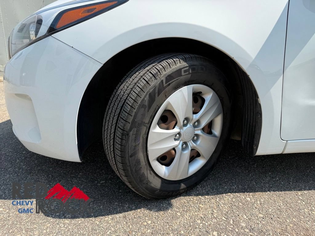 Used 2017 Kia Forte LX FWD image 21