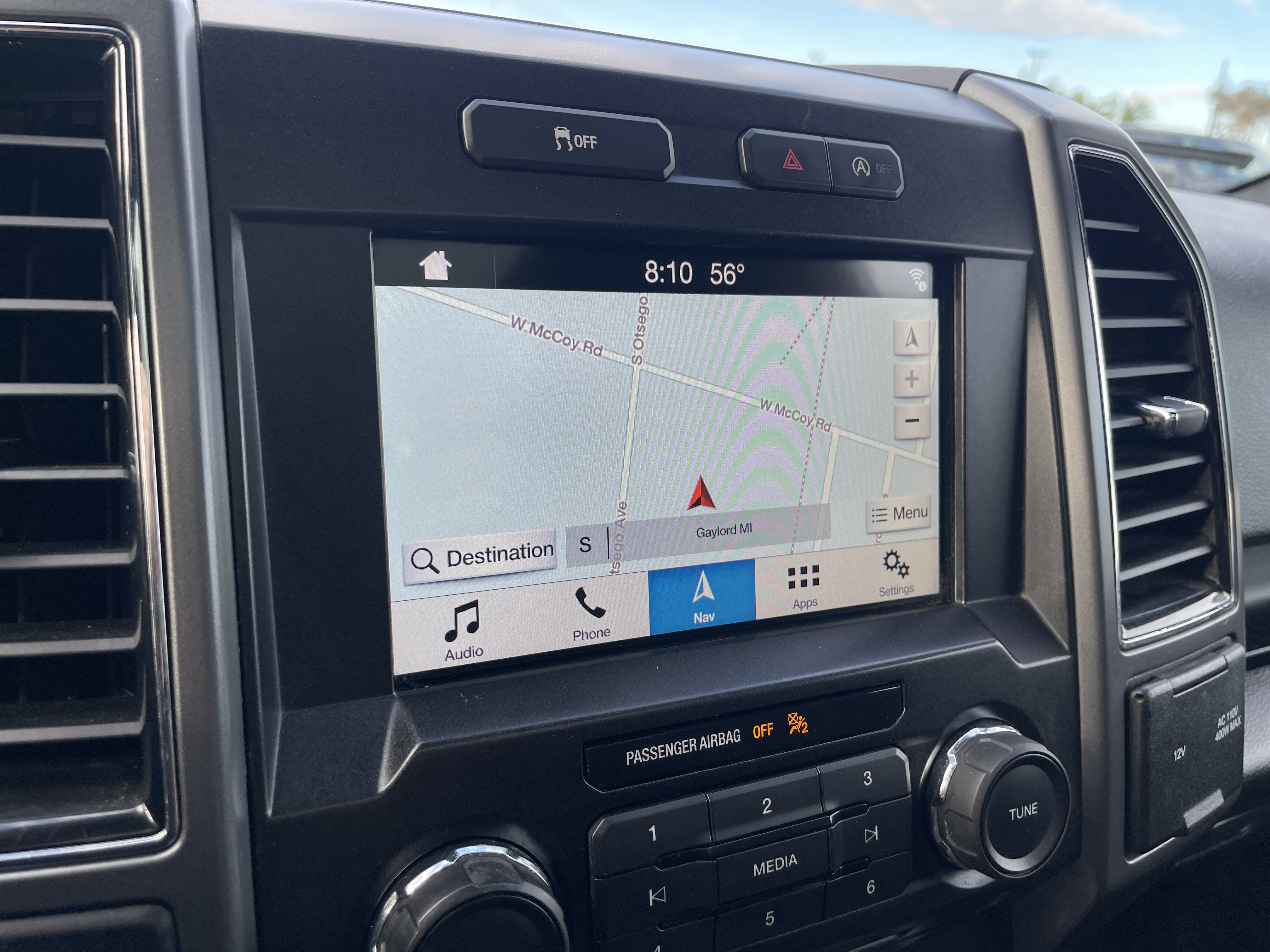 Used 2018 Ford F150 XLT w/ Equipment Group 302A Luxury AWD/4WD image 18