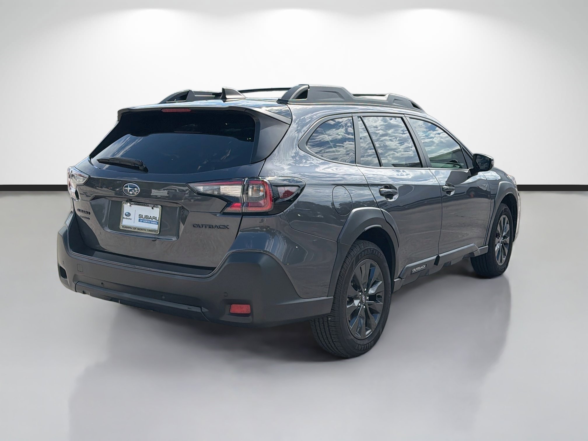 Used 2024 Subaru Outback Onyx Edition AWD/4WD image 3