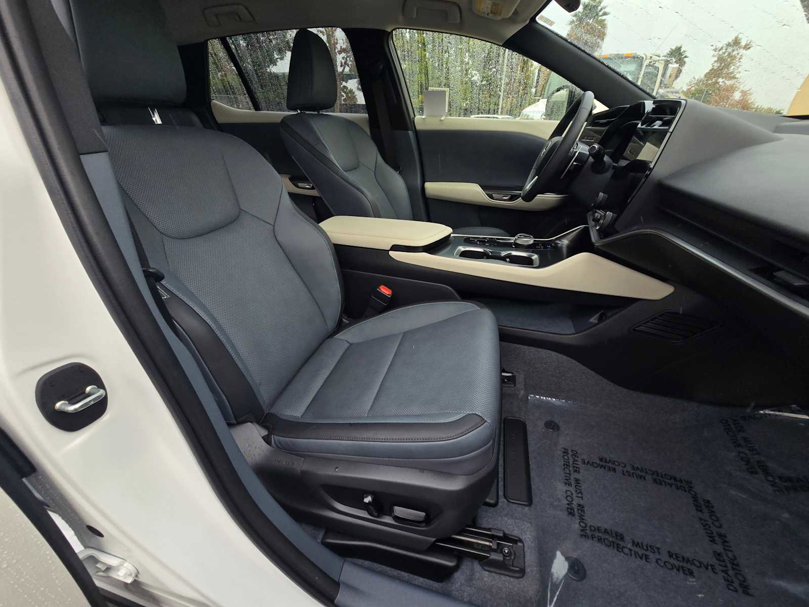 Certified 2025 Lexus RZ 300e image 11