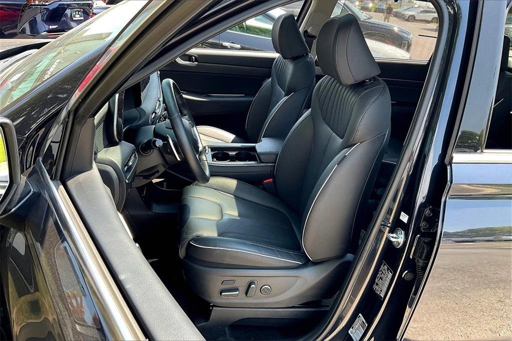 Used 2025 Hyundai Palisade Limited image 28