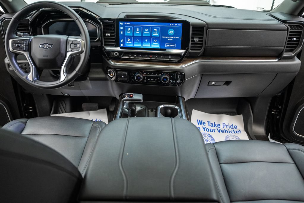 Used 2024 Chevrolet Silverado 1500 LT Trail Boss w/ LT Trail Boss Premium Package AWD/4WD image 23