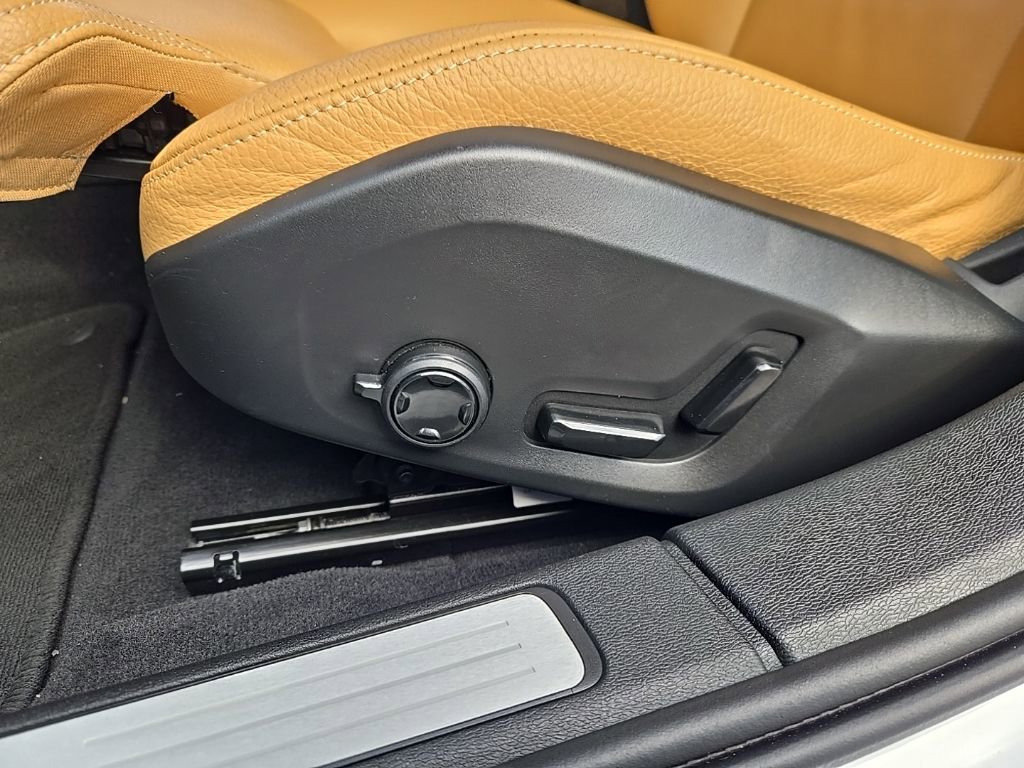 Used 2020 Volvo S60 T6 Inscription image 13