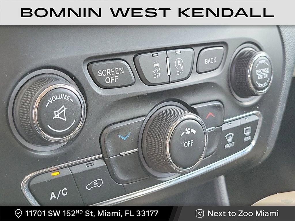 Used 2016 Jeep Cherokee Latitude w/ Trailer Tow Group image 29