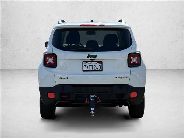 Used 2016 Jeep Renegade Trailhawk w/ Premium Trailhawk Package image 6
