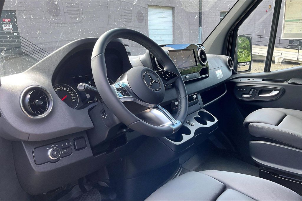 New 2026 Mercedes-Benz Sprinter 2500 image 5