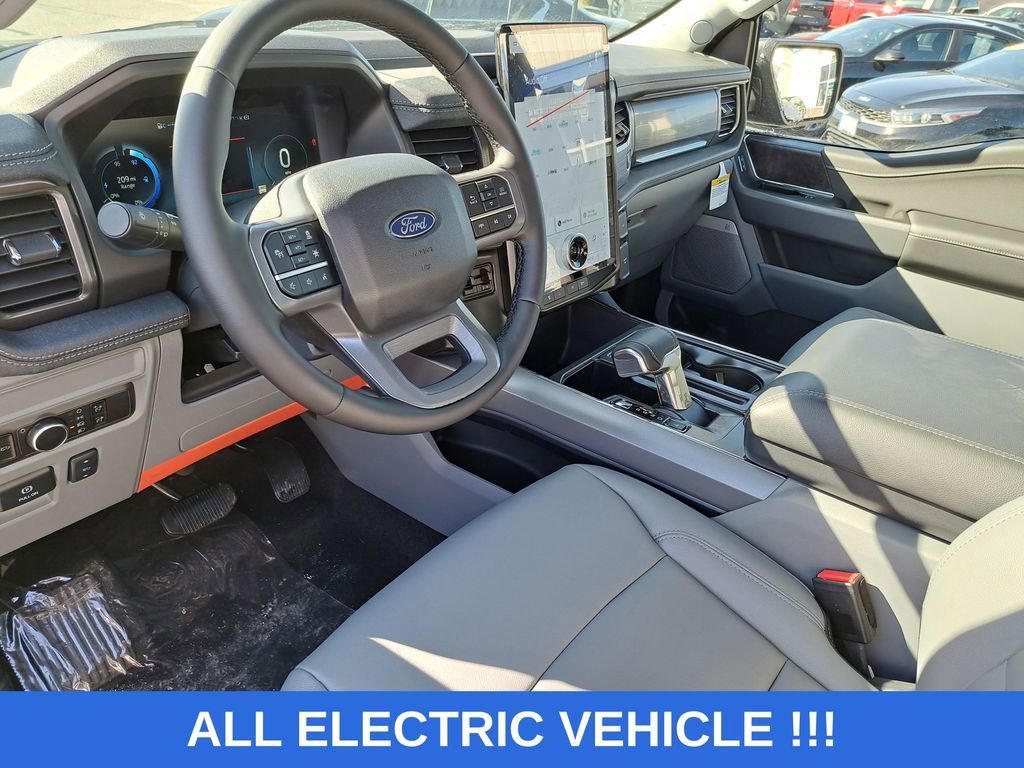 New 2025 Ford F150 Lightning Flash AWD/4WD image 7