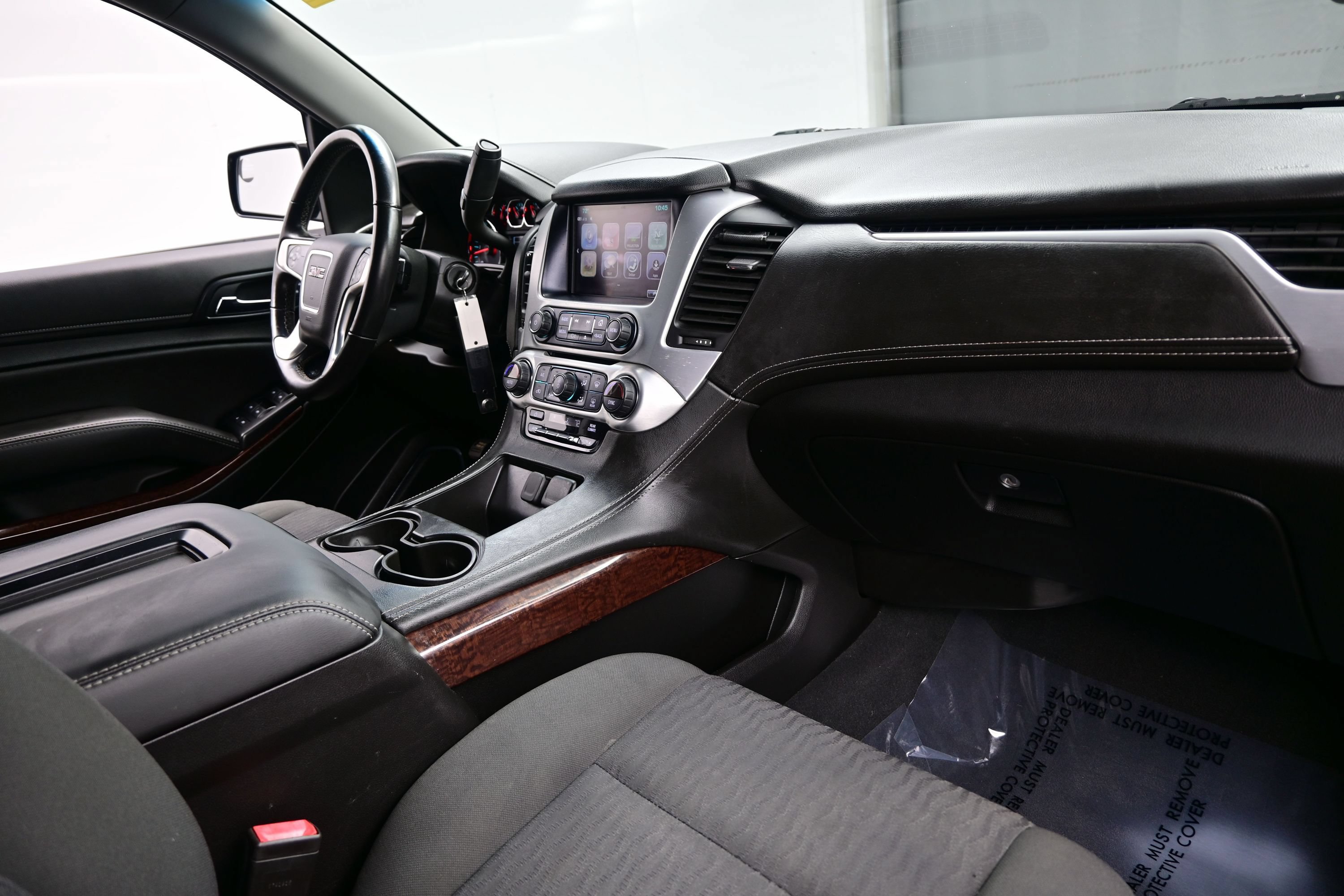 Used 2019 GMC Yukon SLE w/ HD Trailering Package AWD/4WD image 18