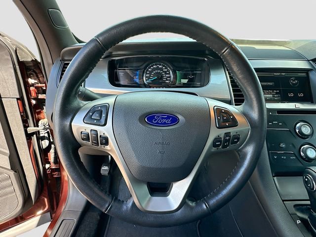 Used 2015 Ford Taurus SEL w/ Equipment Group 201A FWD image 11