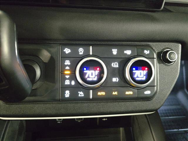 Certified 2024 Land Rover Defender 90 X-Dynamic SE image 23