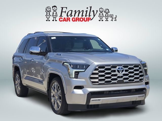 Used 2024 Toyota Sequoia Capstone AWD/4WD image 2