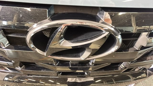 Used 2022 Hyundai Santa Cruz Limited AWD/4WD image 9