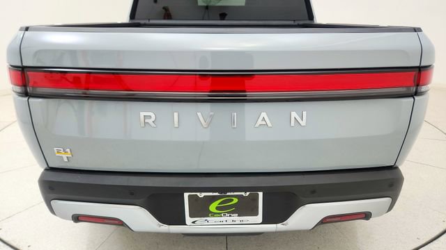 Used 2023 Rivian R1T Adventure image 11
