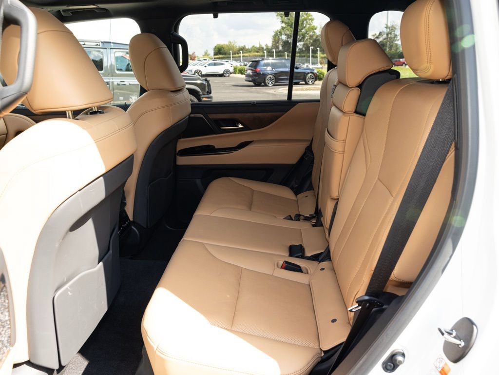 Used 2025 Lexus LX 600 4WD w/ Accessory Package (2T) image 52