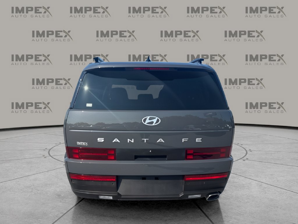 Used 2026 Hyundai Santa Fe SEL FWD image 4