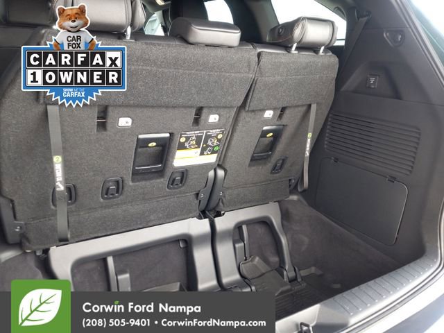 Used 2025 Toyota Sienna XLE Woodland Edition image 27
