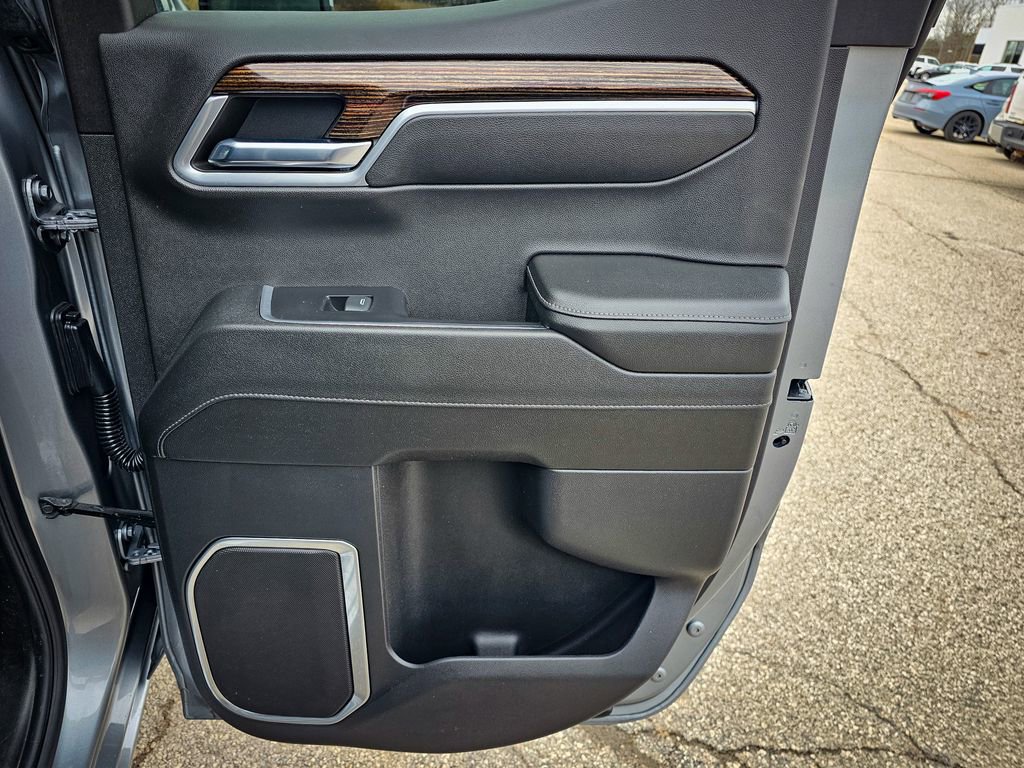 Certified 2024 GMC Sierra 1500 SLE w/ Preferred Package image 37