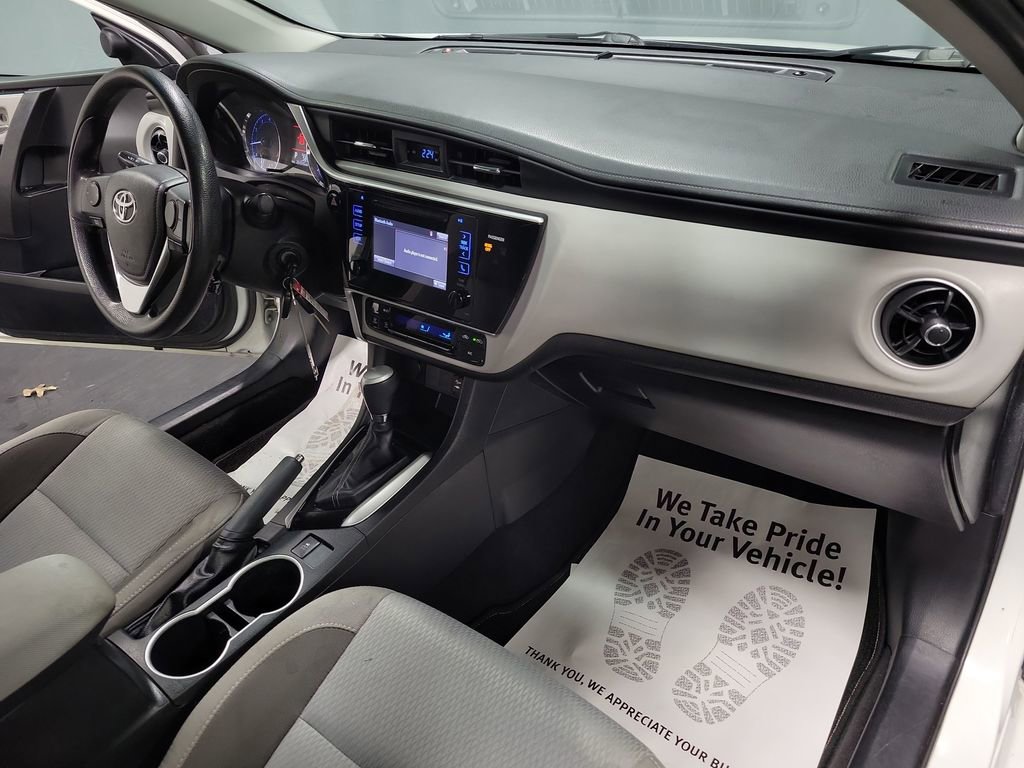 Used 2017 Toyota Corolla LE w/ Carpet Mat Package (TMS) image 22