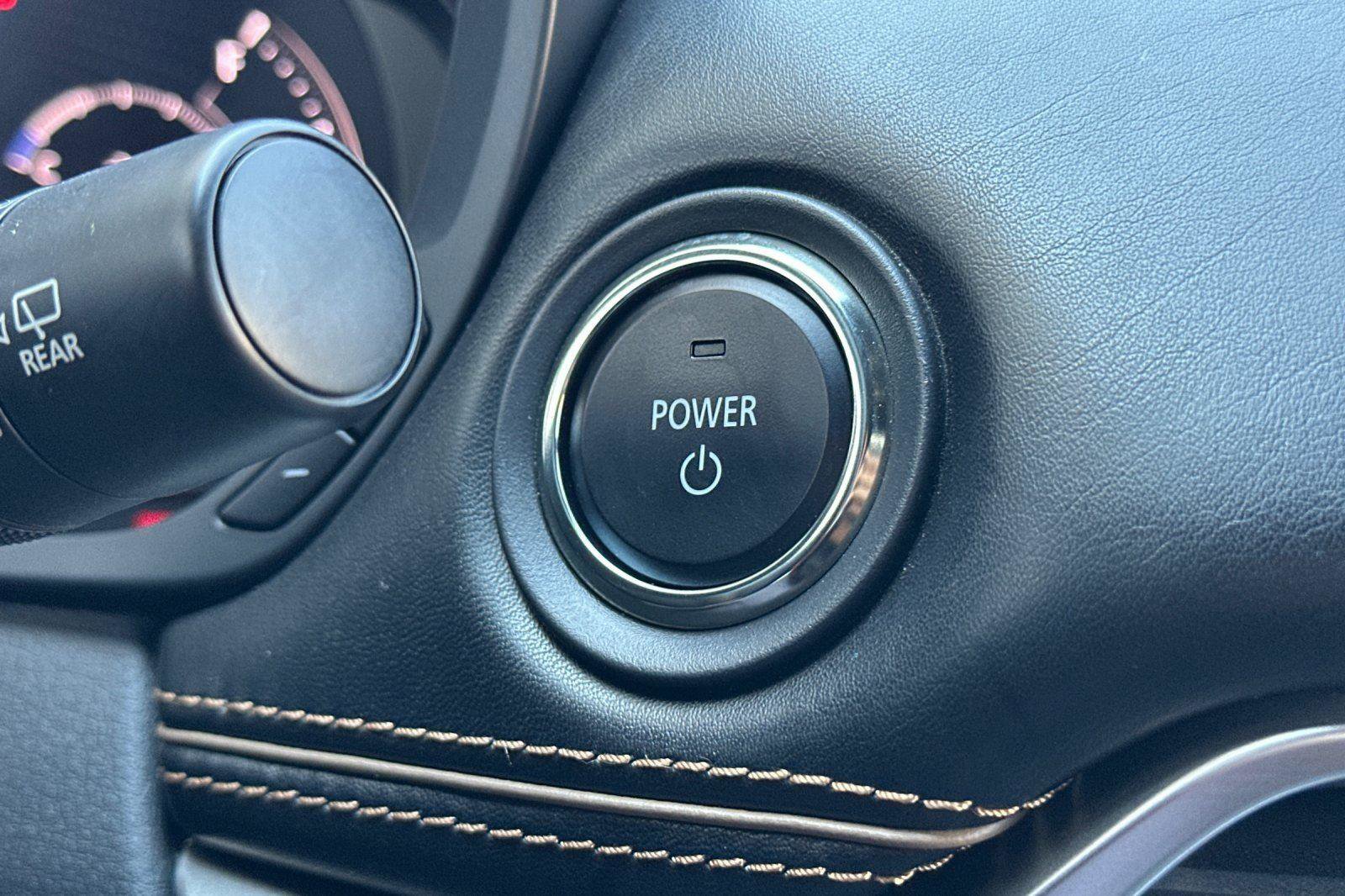 Certified 2025 MAZDA CX-70 Plug-In Hybrid w/ Premium Plus image 23