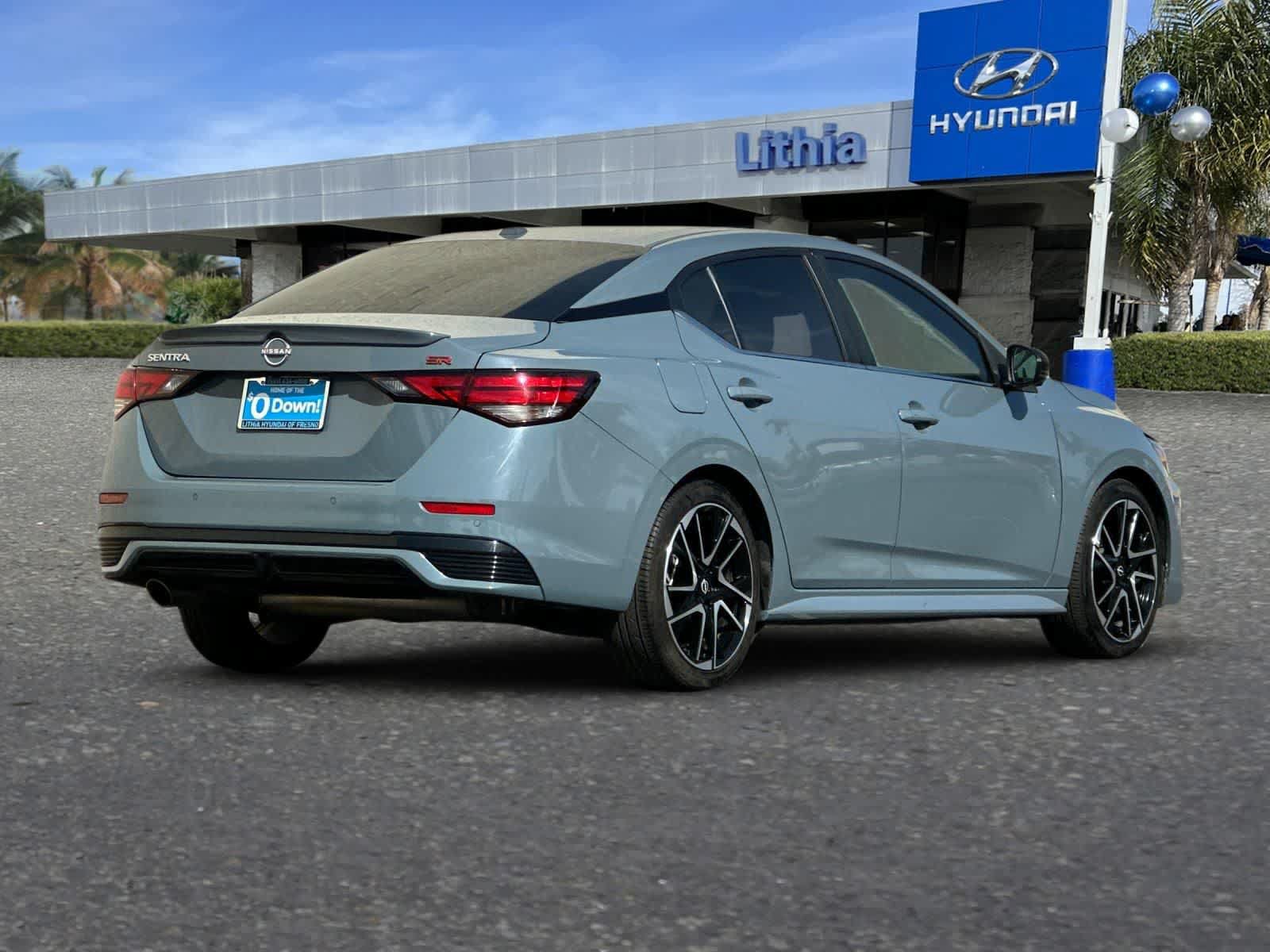 Used 2024 Nissan Sentra SR w/ SR Premium Package FWD image 3
