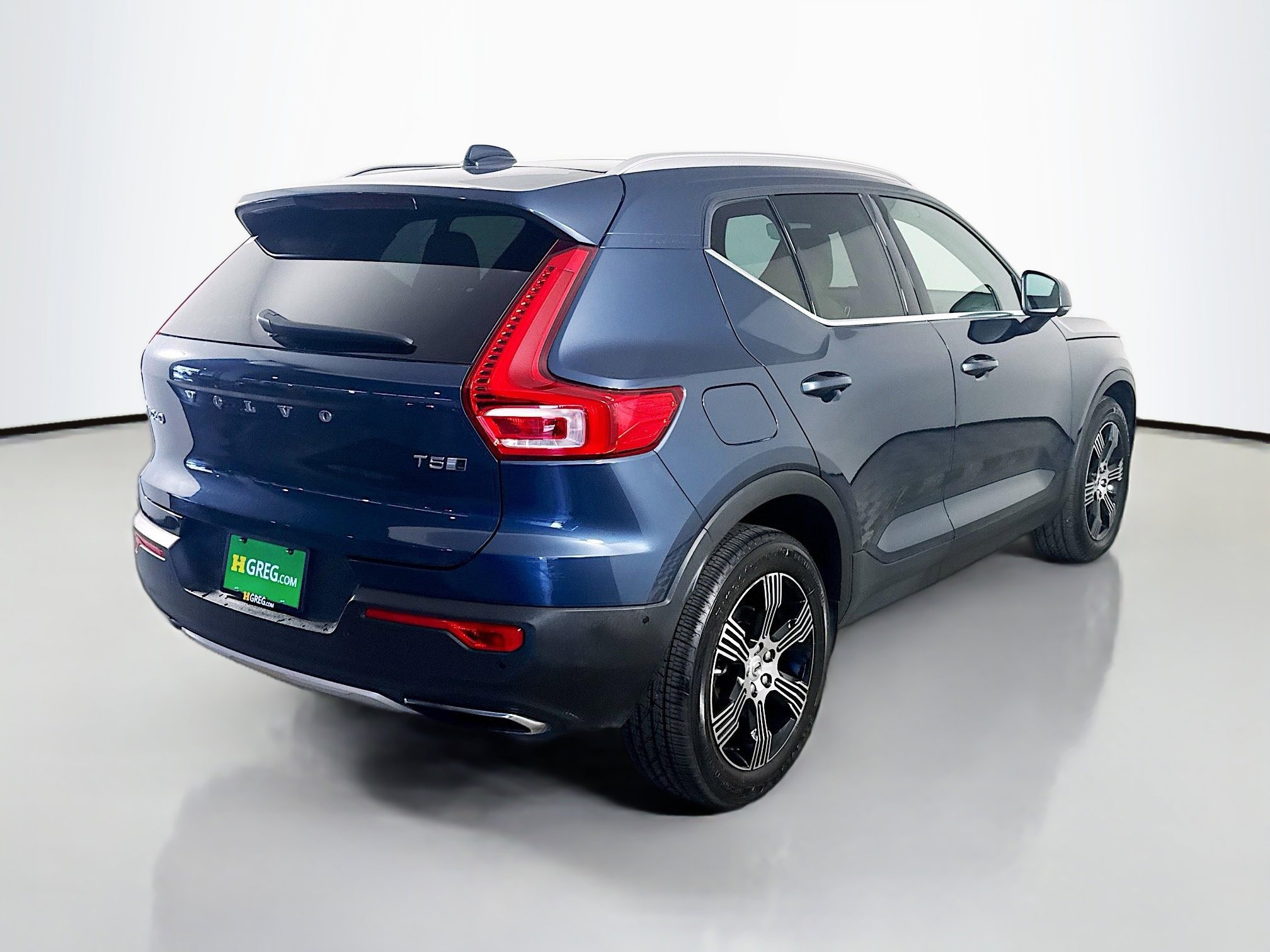 Used 2020 Volvo XC40 T5 Inscription image 10