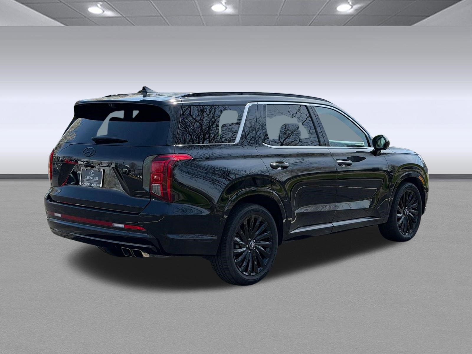 Used 2024 Hyundai Palisade Calligraphy image 9