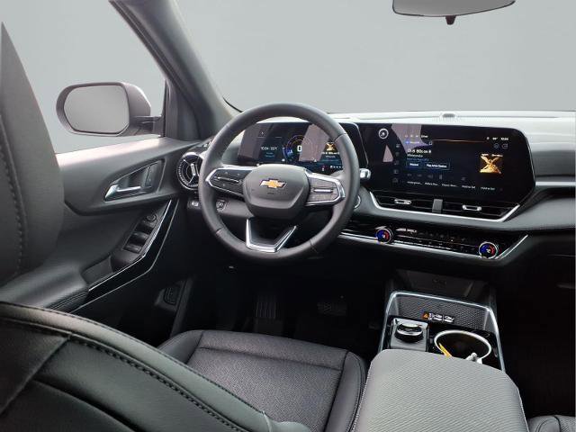 Used 2026 Chevrolet Equinox LT w/ Convenience Package II image 10