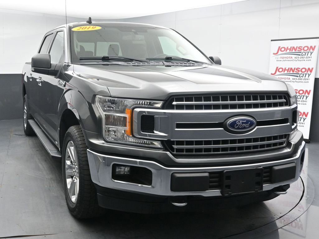 Used 2019 Ford F150 XLT w/ Equipment Group 302A Luxury AWD/4WD image 3