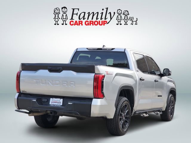 Used 2022 Toyota Tundra SR5 w/ Convenience Package image 4