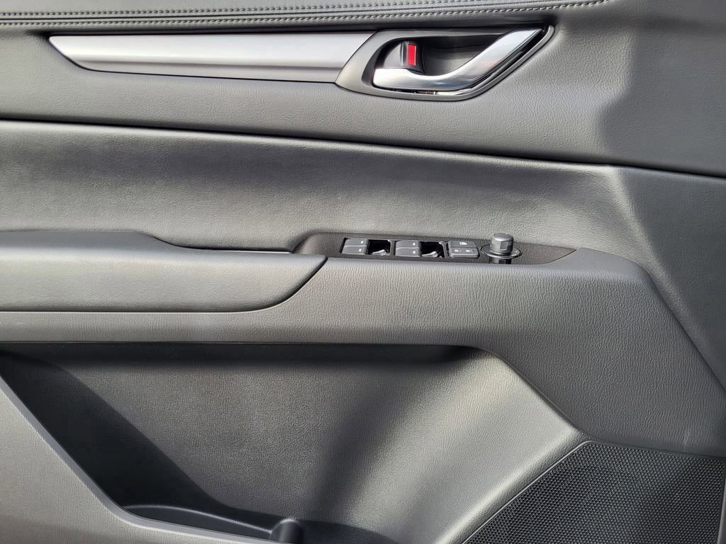 New 2025 MAZDA CX-5 AWD 2.5 S w/ Preferred Package image 4