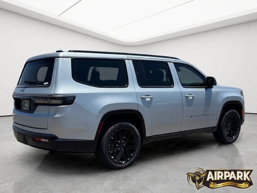 New 2026 Jeep Grand Wagoneer Limited AWD/4WD image 4