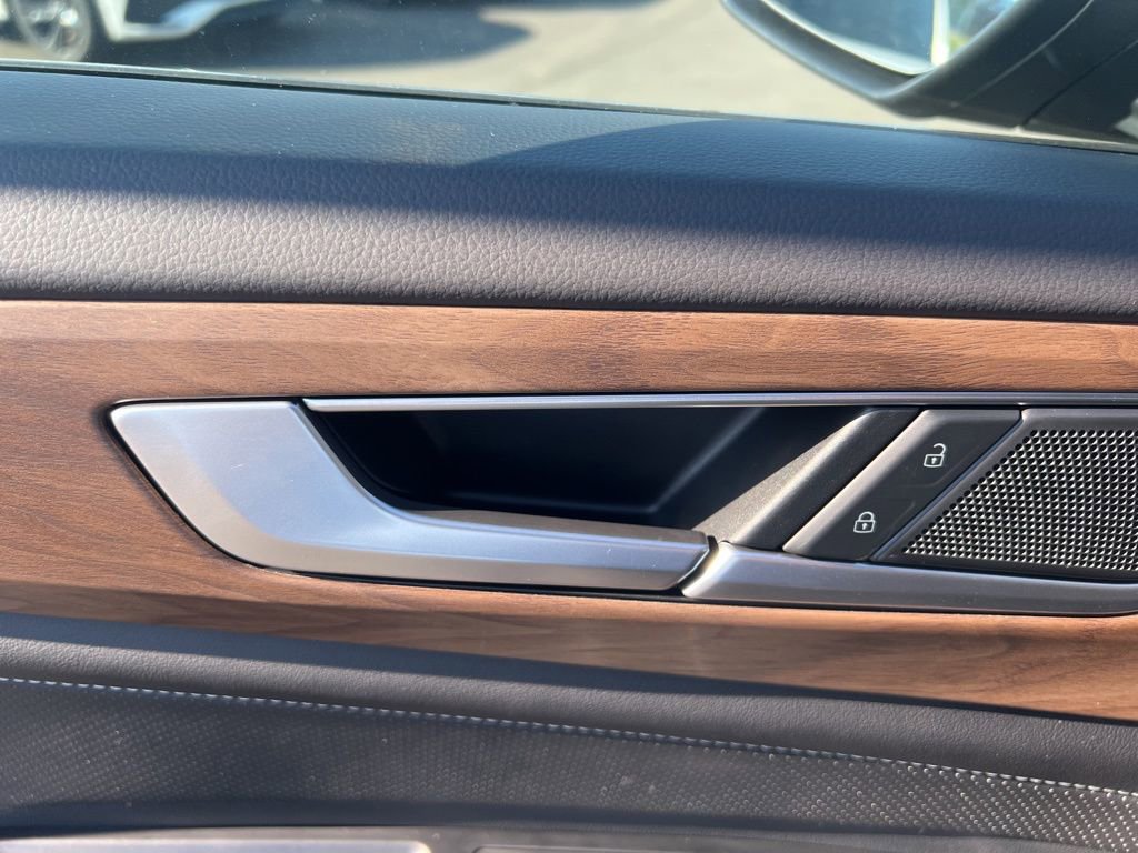 New 2026 Volkswagen Atlas SE image 19