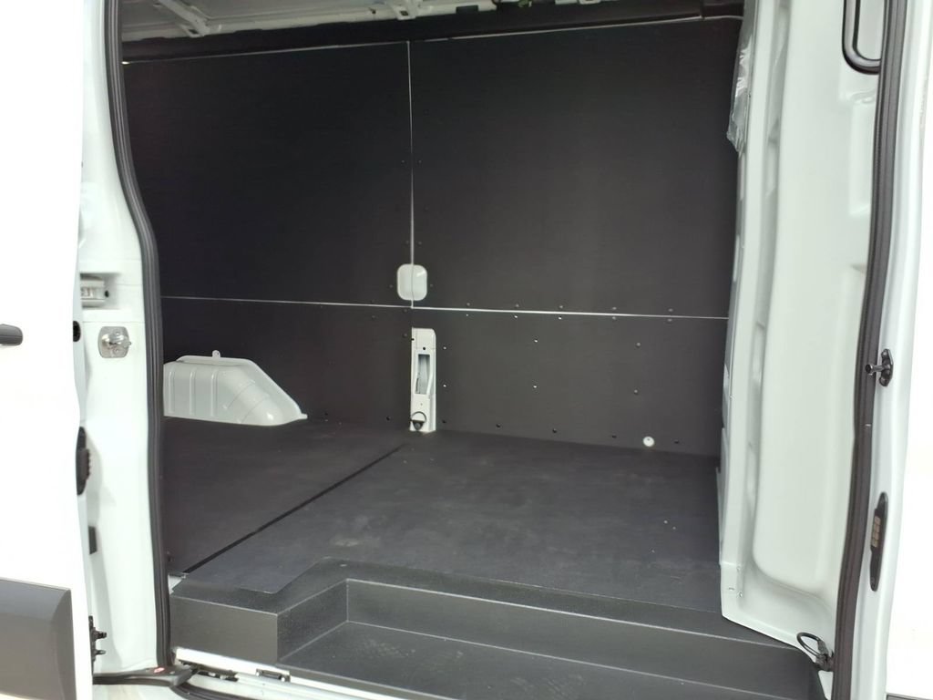 New 2026 Ford Transit 250 148 Medium Roof RWD image 9