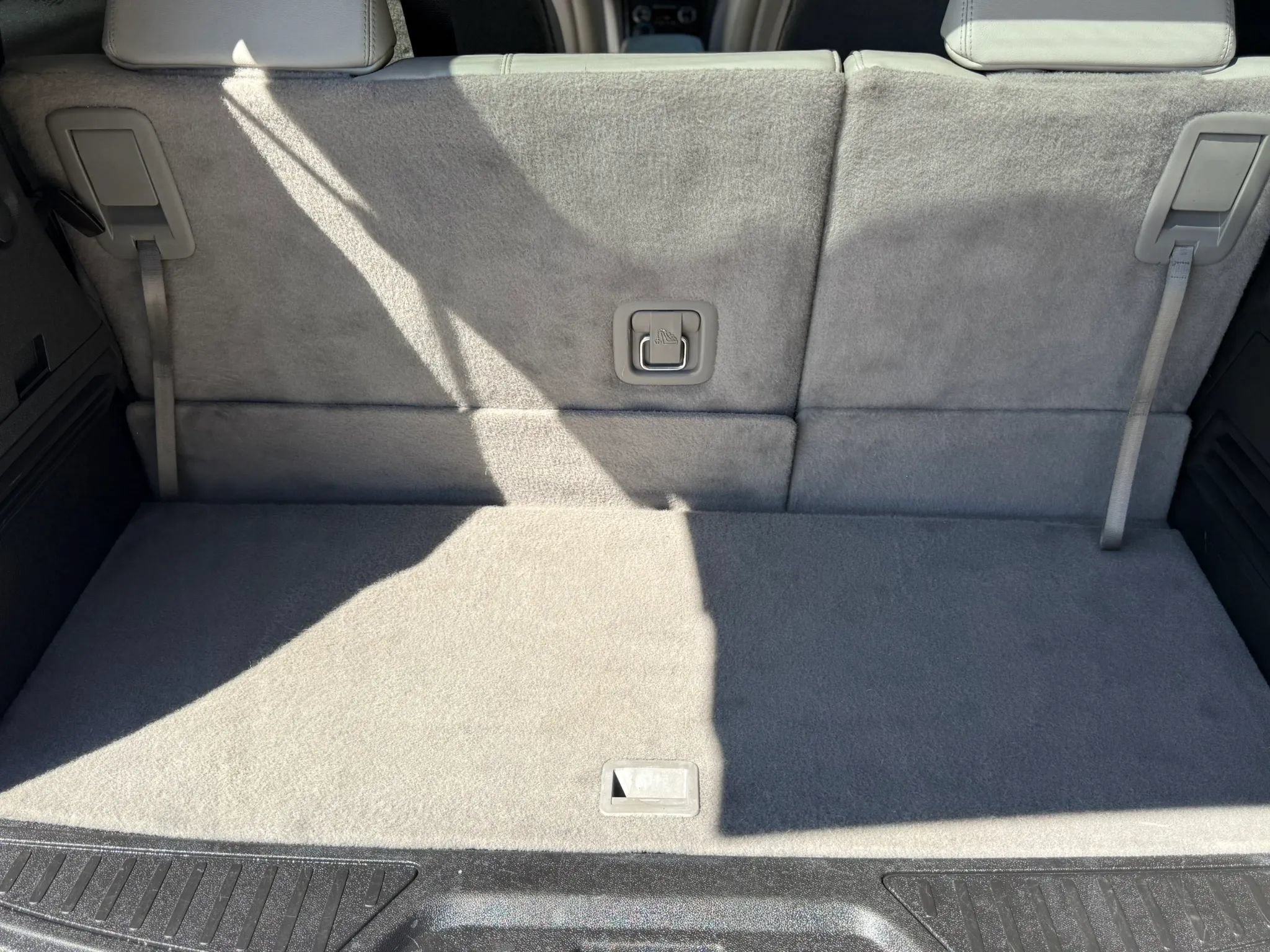 Used 2011 GMC Acadia Denali AWD/4WD image 25