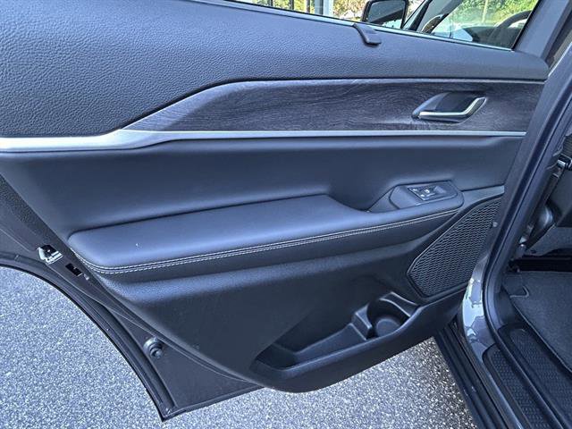 New 2025 Jeep Grand Cherokee L Limited image 23