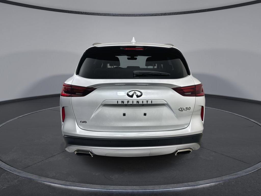Used 2023 INFINITI QX50 Luxe AWD/4WD image 7