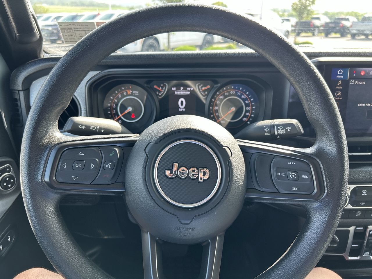 Used 2025 Jeep Gladiator Sport AWD/4WD image 24