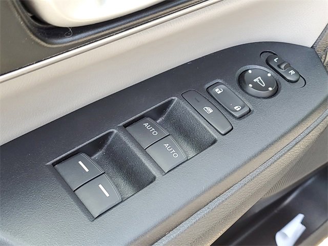 Used 2021 Honda CR-V Touring image 21