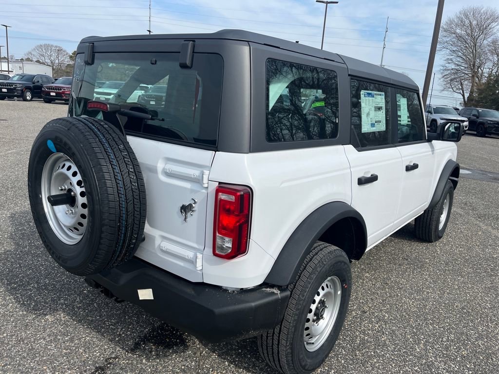New 2025 Ford Bronco 4-Door image 23