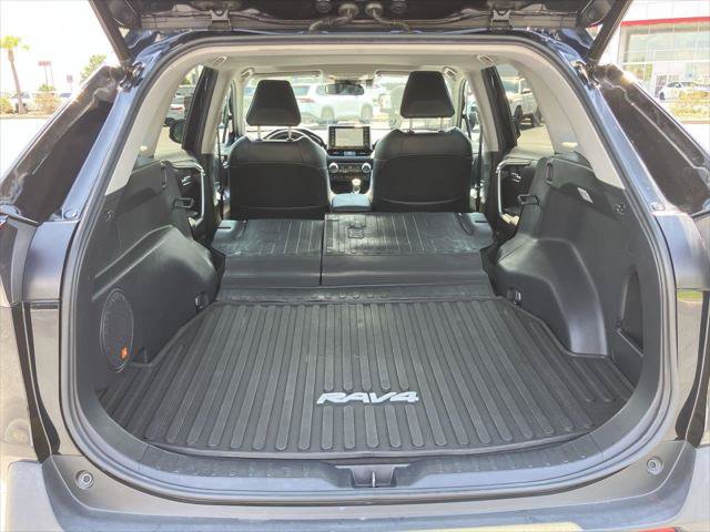 Certified 2021 Toyota RAV4 XLE Premium AWD/4WD image 26