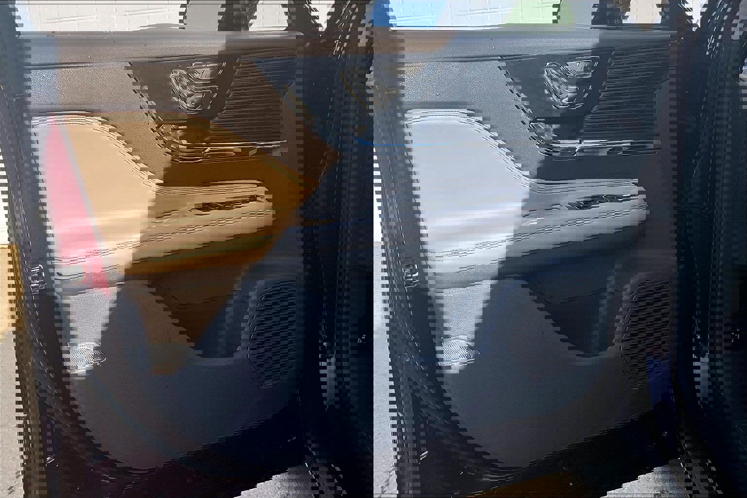 Used 2020 Lincoln Corsair AWD w/ Equipment Group 101A image 27