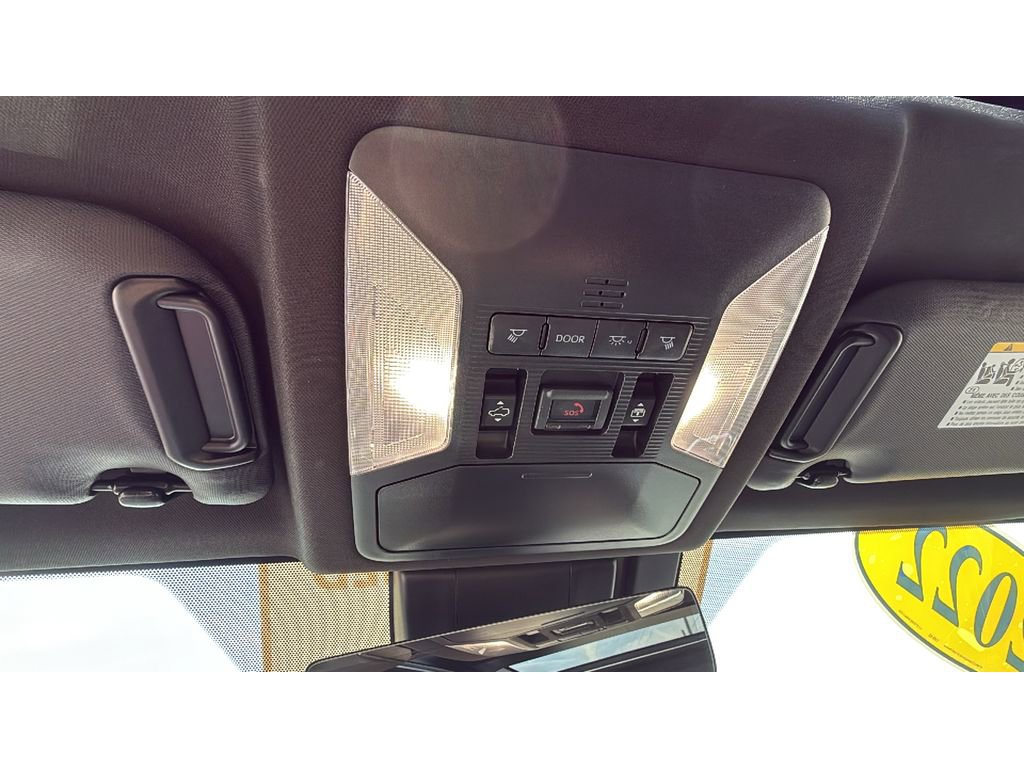 Used 2022 Toyota RAV4 XSE w/ Premium Package image 29