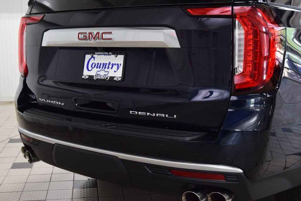 Used 2024 GMC Yukon Denali AWD/4WD image 22
