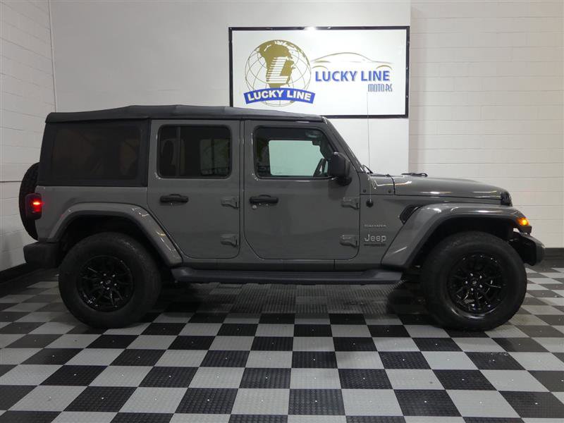 Used 2018 Jeep Wrangler Unlimited Sahara image 6
