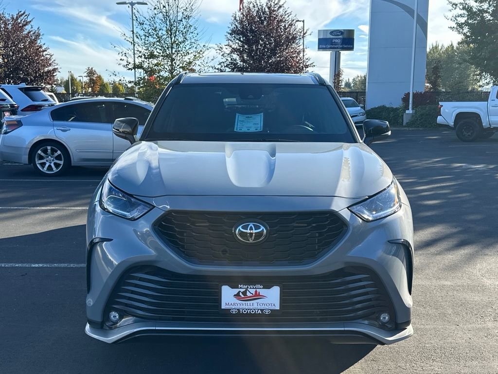New 2025 Toyota Highlander XSE image 8
